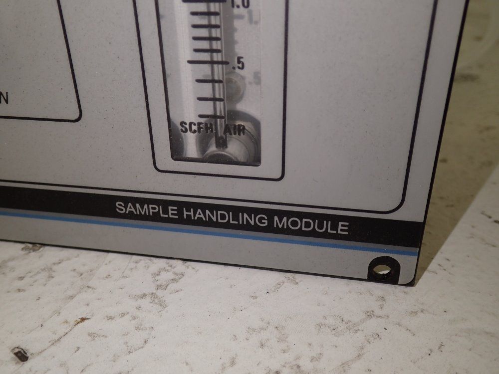 Ami / Advanced Micro Instruments Sample Handling Module - 5ana34