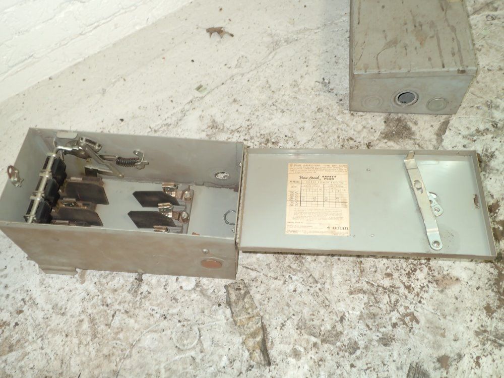 Gould 100 Amp / 600 Vac Bus Plug - Xlvb353