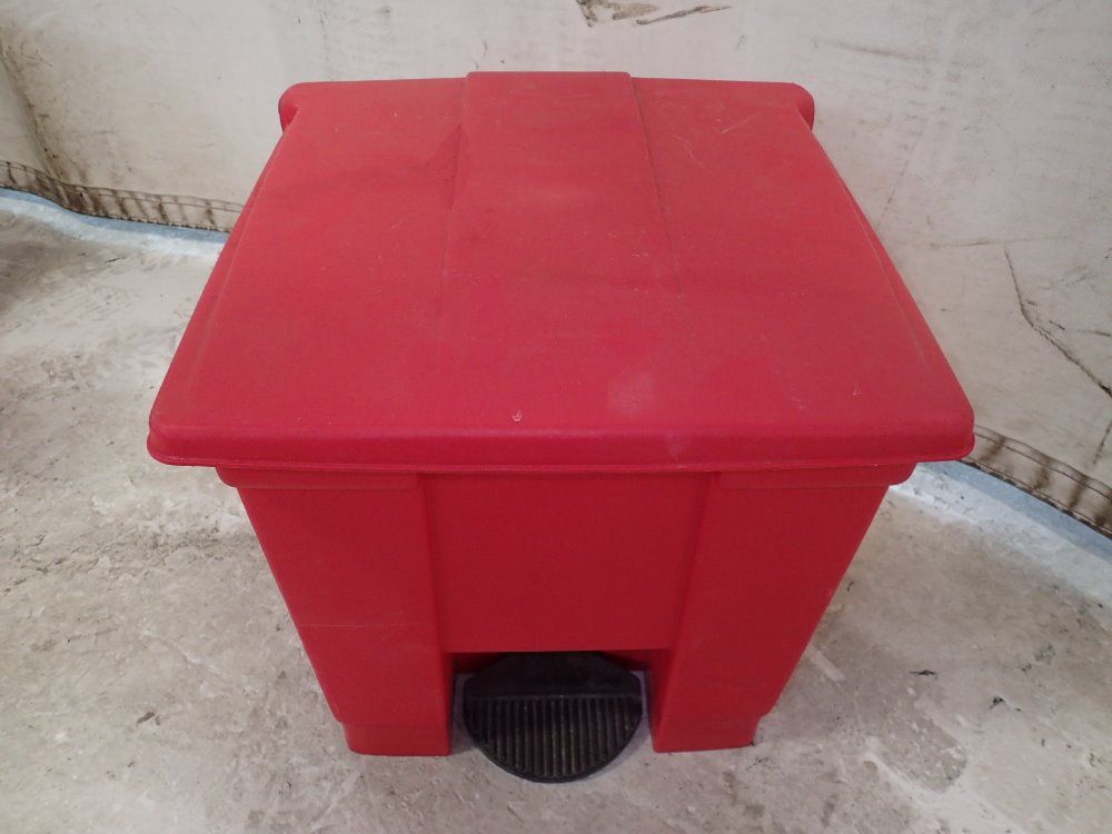 Rubbermaid 12'' X 14'' X 15'' Biohazard Trash Bin