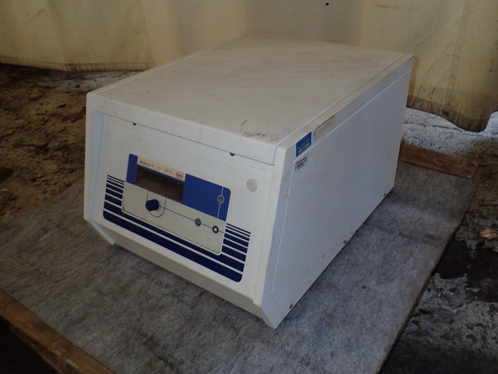 Sigma 13500 Rpm Centrifuge - 4-15