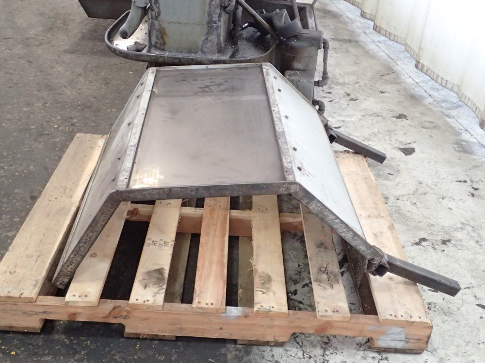 The American Tool Works Company 18'' X 72'' Lathe