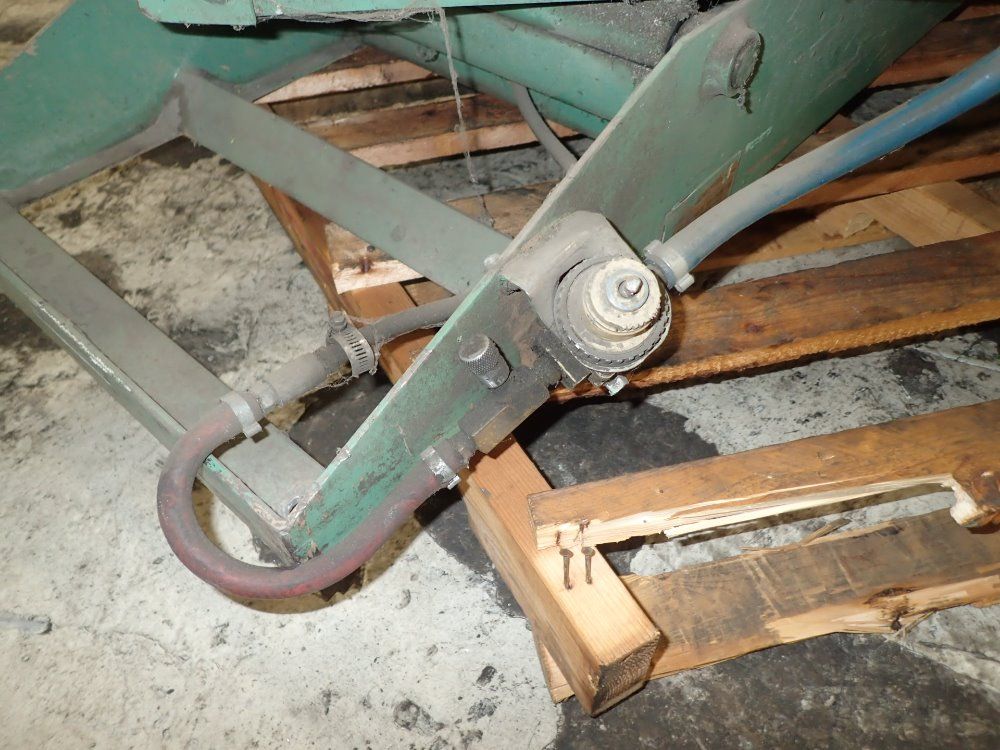 Plastic Process Equ. 44'' X 44'' Pneumatic Tilt Table