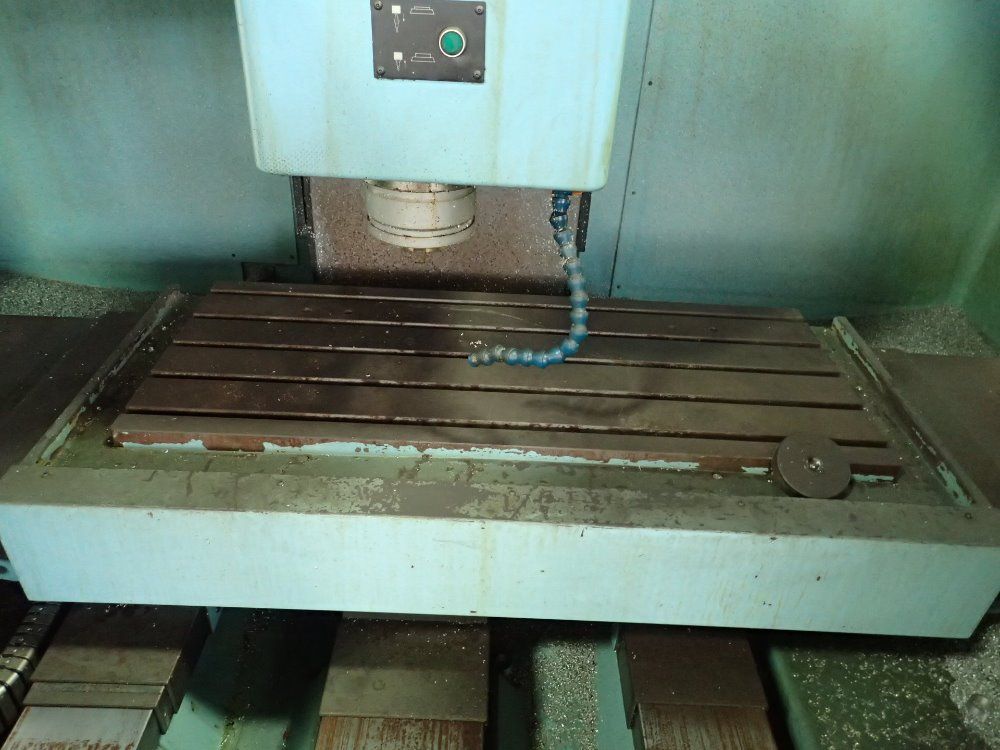 Hurco 26'' X 56'' Table Cnc Vmc - 40slv