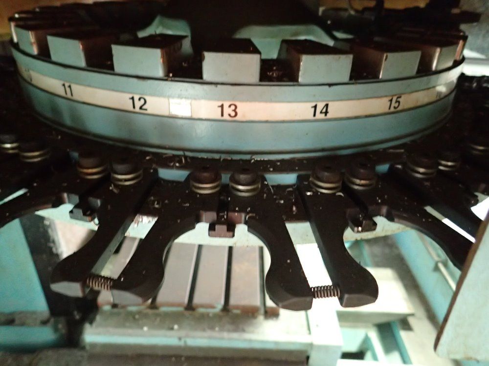 Hurco 26'' X 56'' Table Cnc Vmc - 40slv