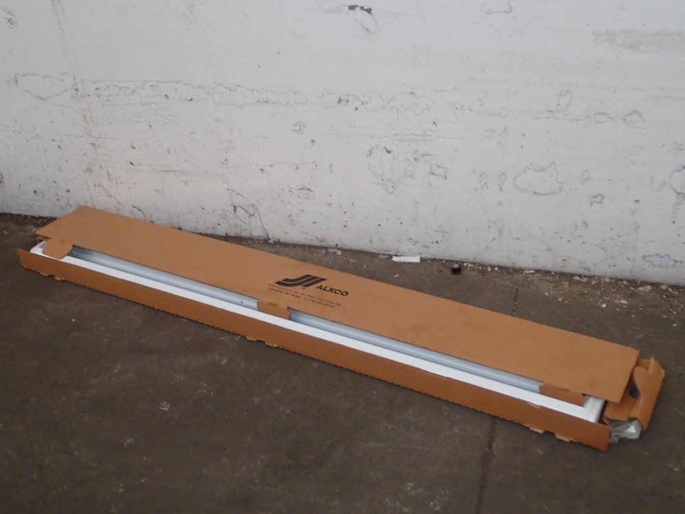 Jalkco Fluorescent Light Fixture