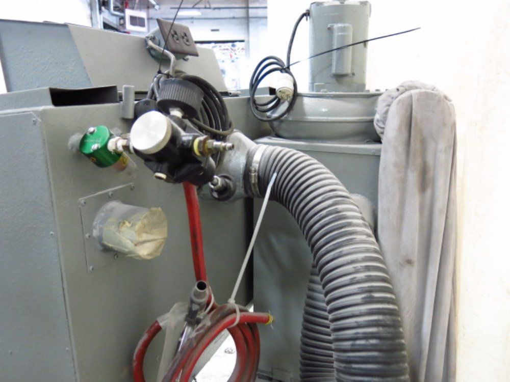 Uni Blaster Blast Cabinet