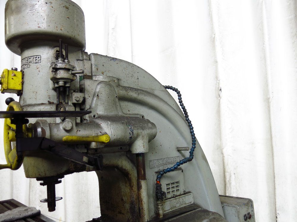 Kearney & Trecker Vertical Mill