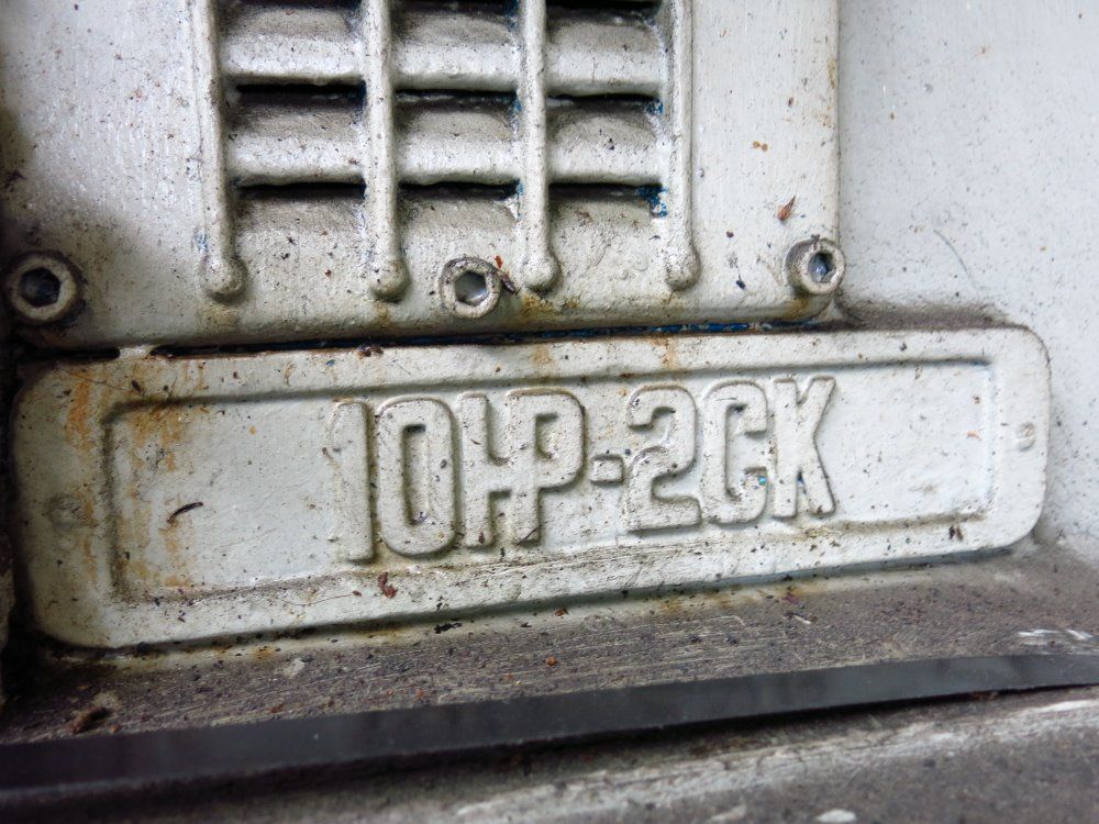 Kearney & Trecker Vertical Mill