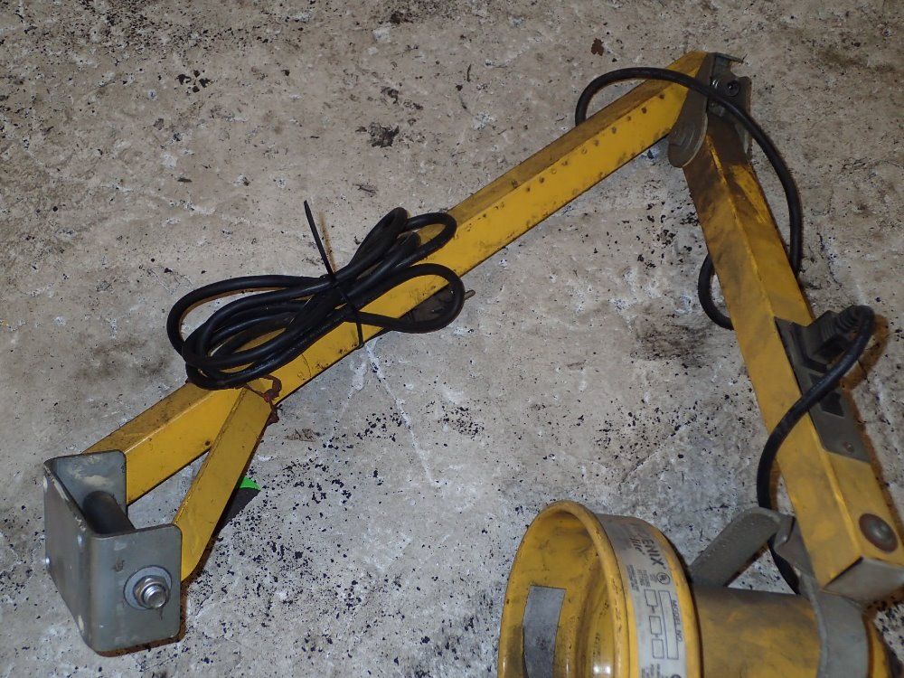 Phoenix Adjustable Dock Lamp