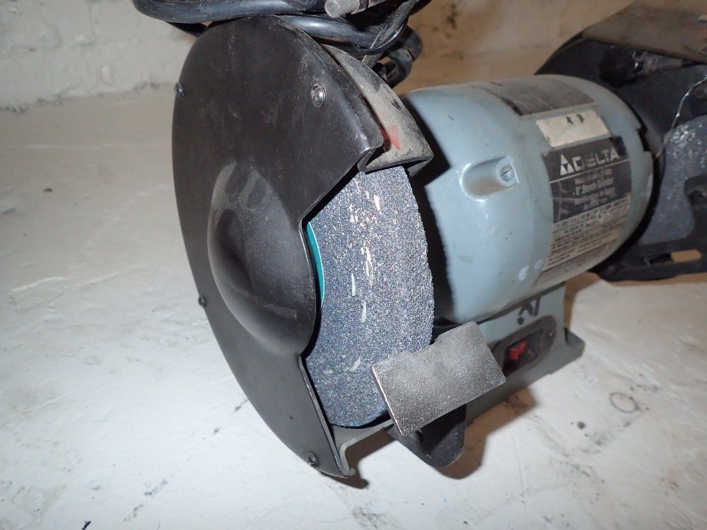 Delta 8" Bench Grinder