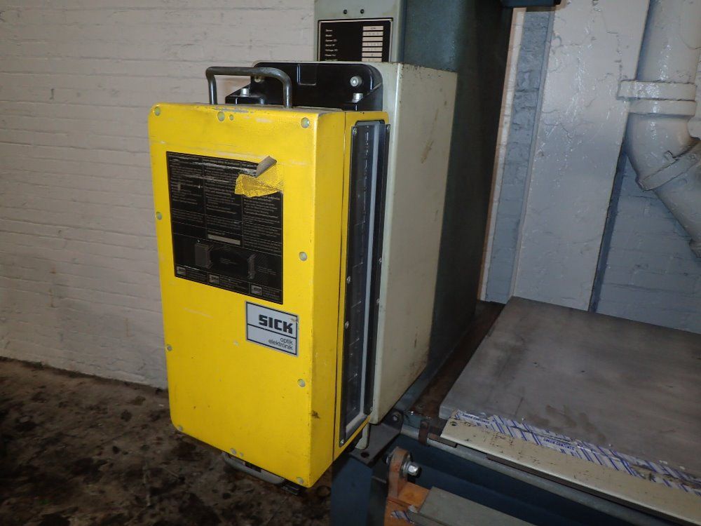 Usm/emhart Hydraulic Programmable Traveling Head Die Cutting Press