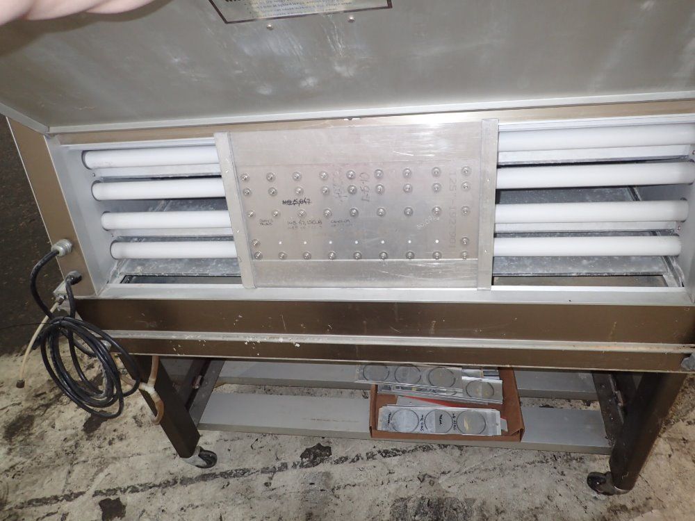 Quv / Q - Panel Uv Accelerated Weathering Tester