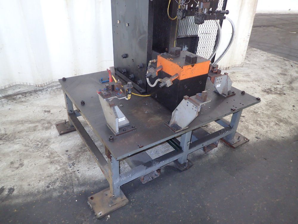 Multifastener Corp. Pneumatic Press Unit