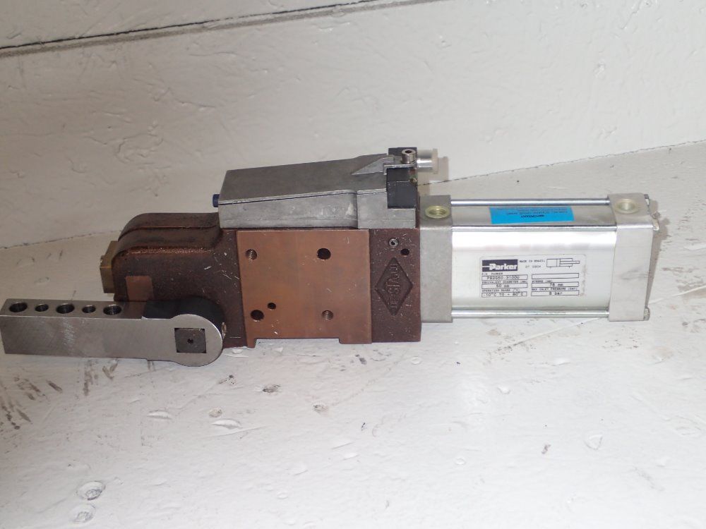 De - Sta - Co / Parker Pneumatic Part Holder