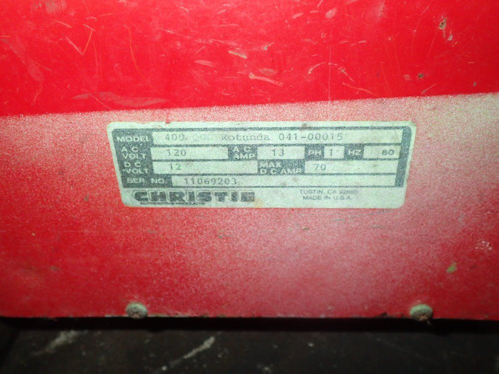 Rotunda Portable Battery Charger