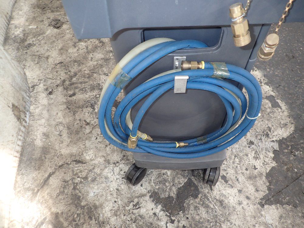 Spx/robinair Portable Oil Serivce Machine