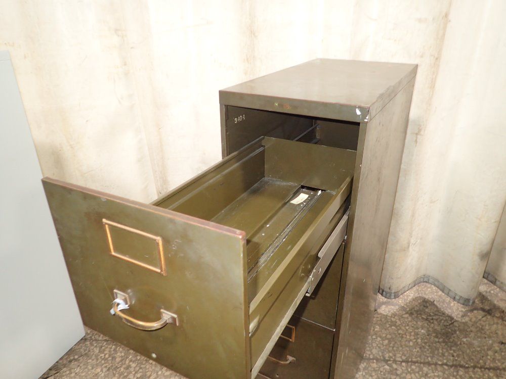 Grade Filing Cabinet