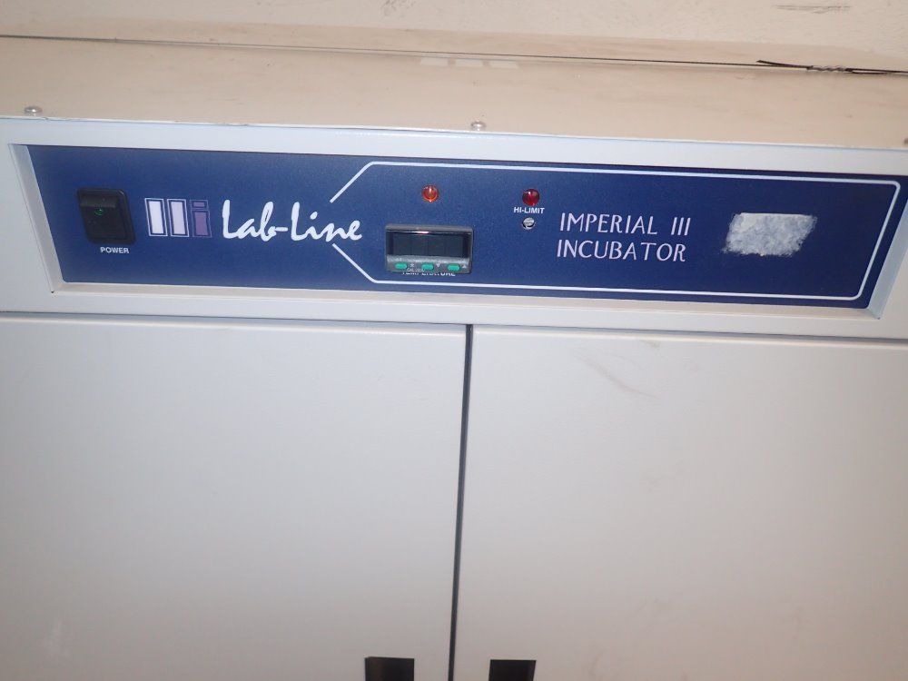 Lab-line Incubator