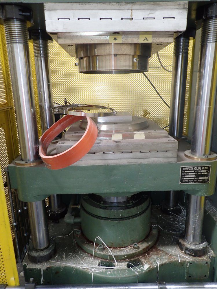 Shinto Compression Molding Machine