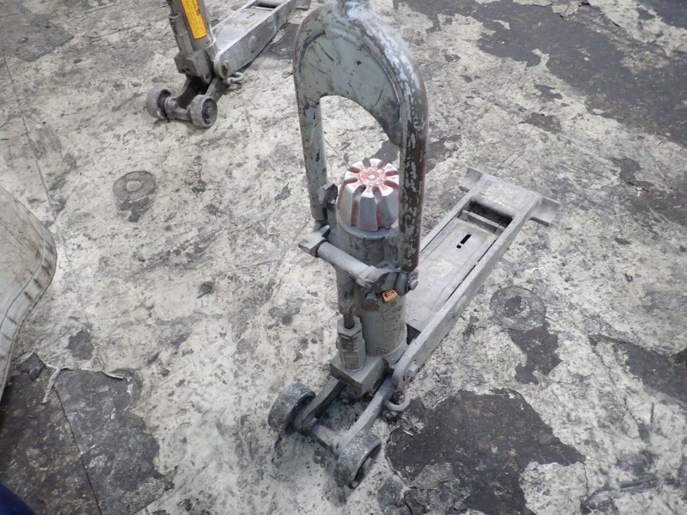 Gray Hydraulic Walking Beam