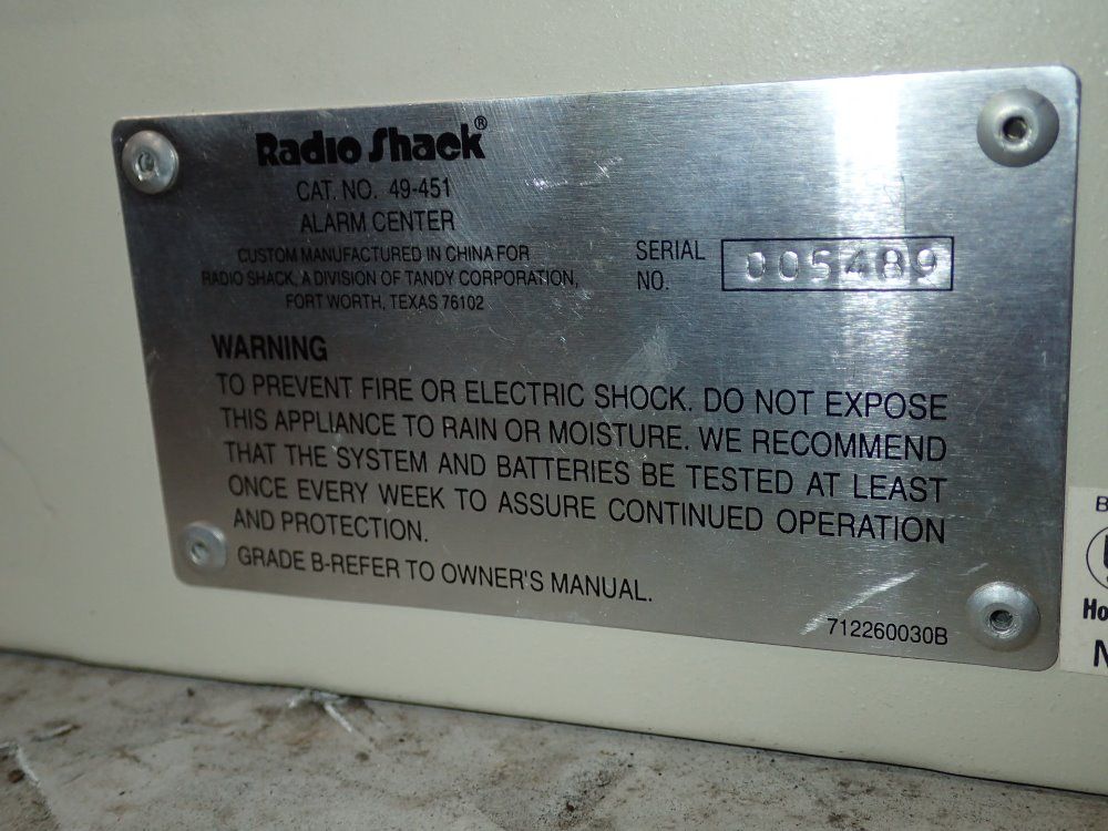 Radio Shack Akarn Cebter