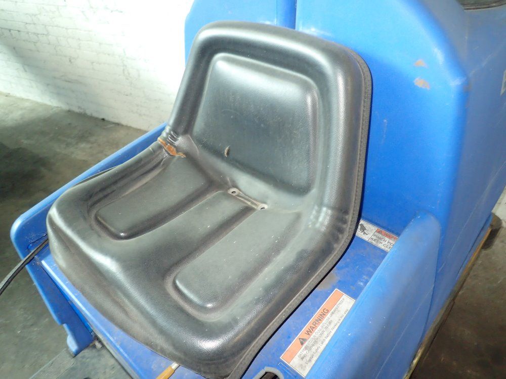 Alto / American - Lincoln Electric Floor Scrubber