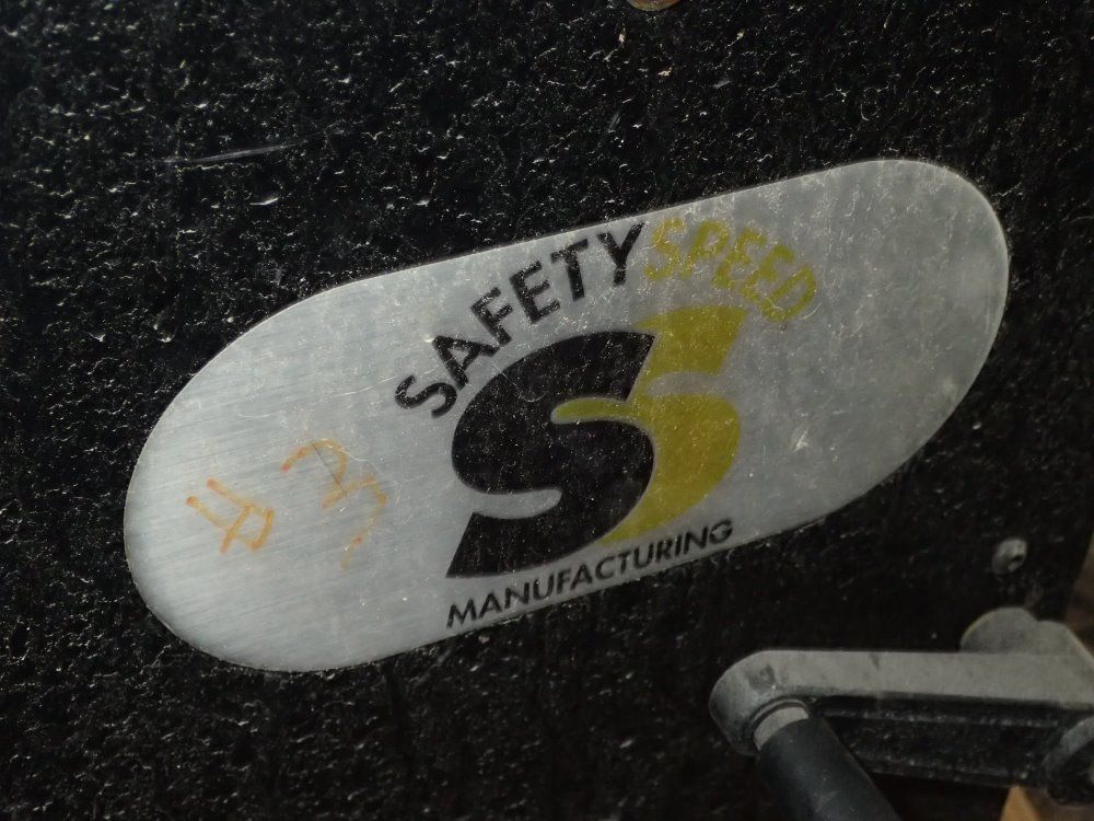 Safety Speed Manufacturing Screw Pocket Machine