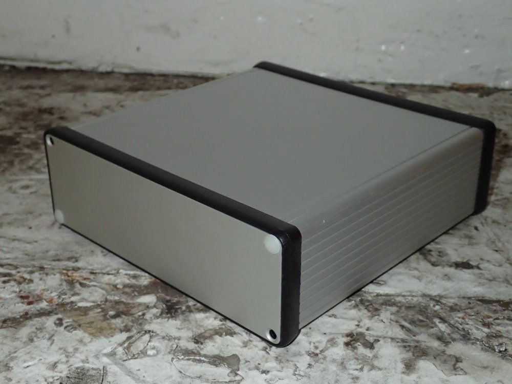 Hammond Manufacturing Enclosures