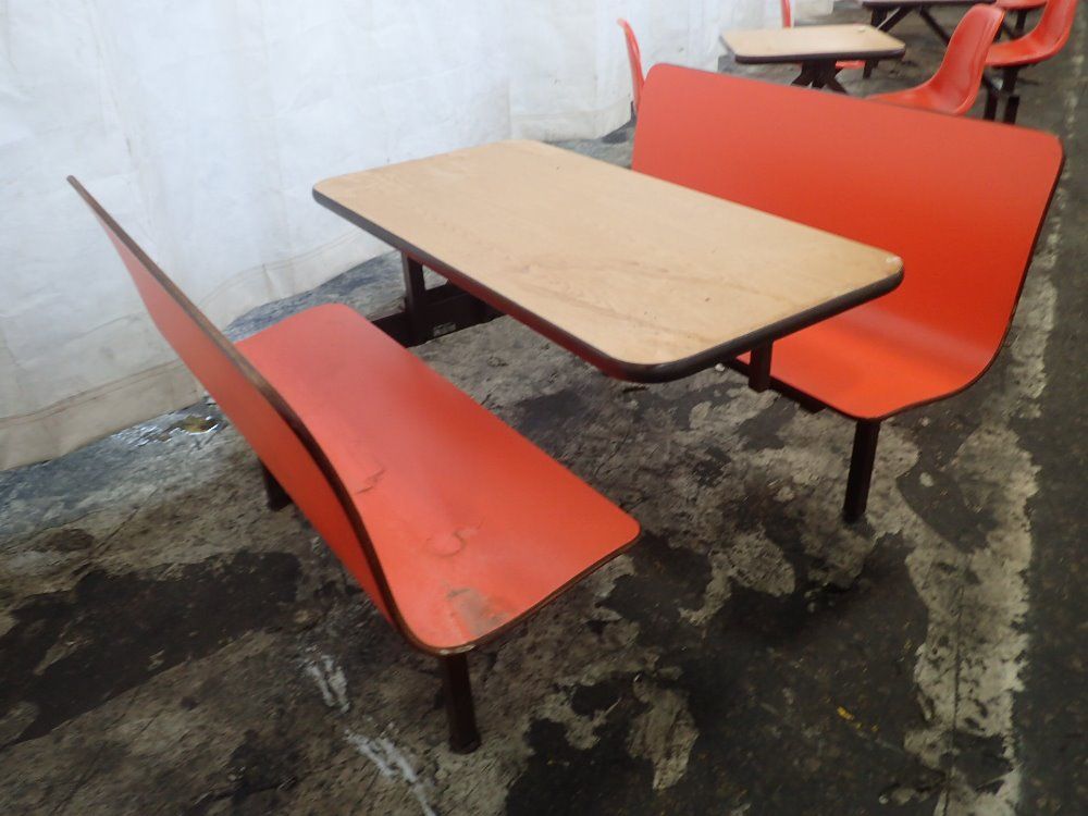 Plymold Booths Cafeteria Table