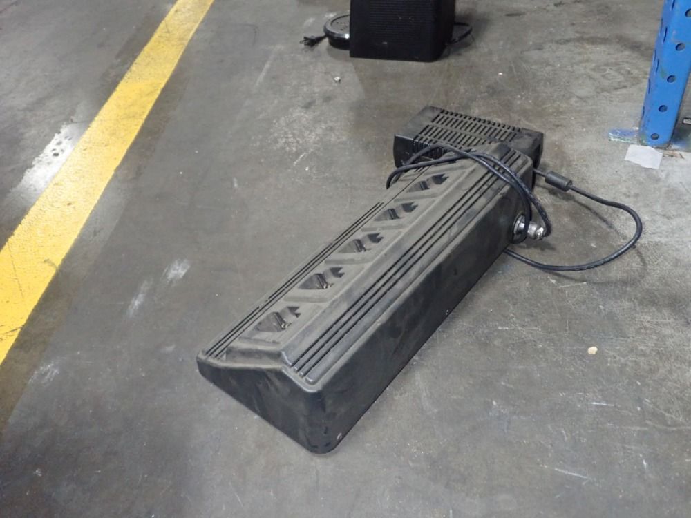 Vertex Standard Charging Dock Station