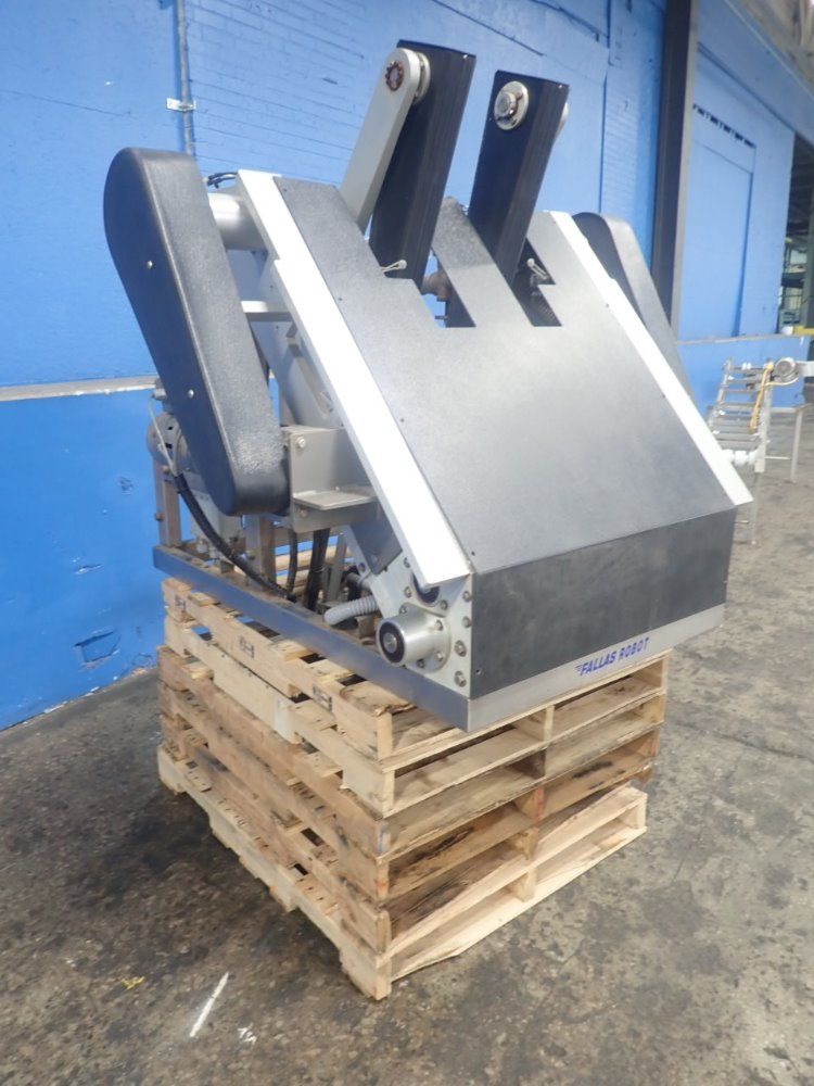 Fallas Vacuum Lift Robot