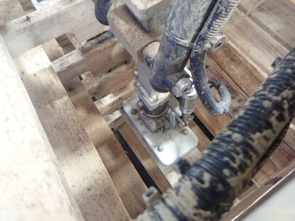 Fallas Vacuum Lift Robot