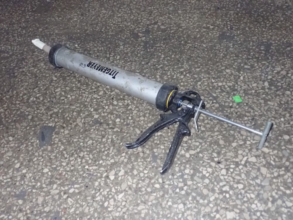 Titgemeyer Caulk Gun