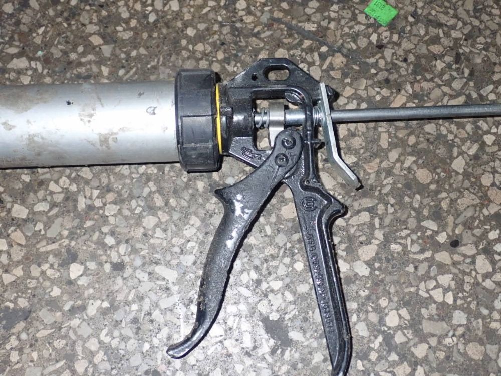 Titgemeyer Caulk Gun