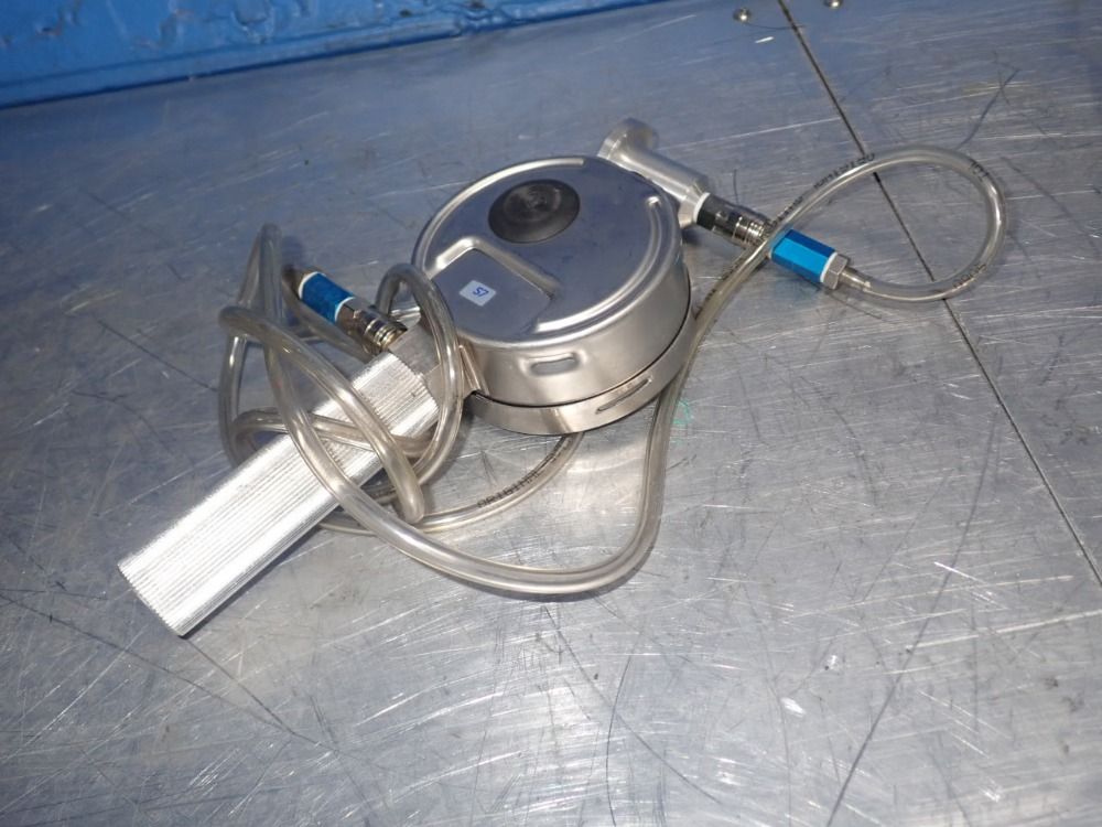 Wika Pneumatic Charging Unit