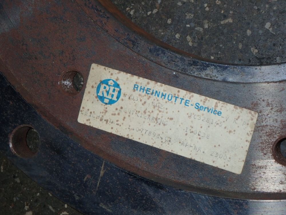 Rheinhutte Metal Ring