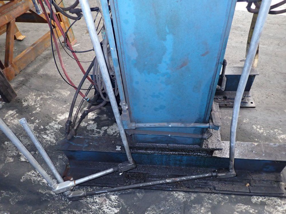 Eitel Hydraulic Straightening Press