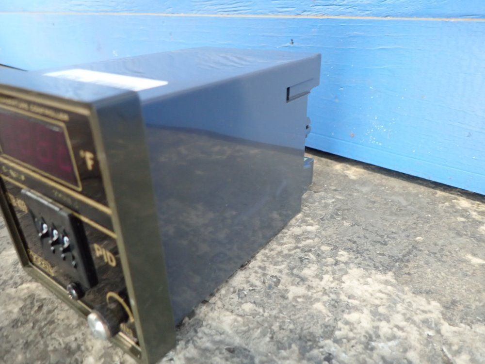 Ogden Digtal Temperature Controller