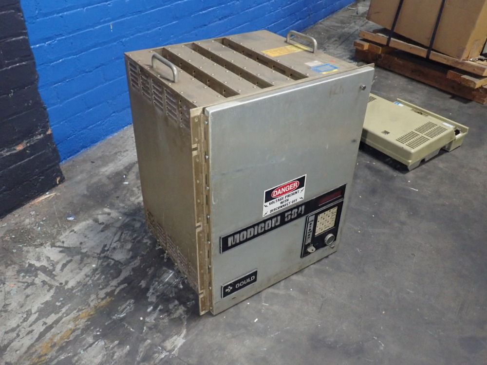 Gould/modicon Plc - 584a-031