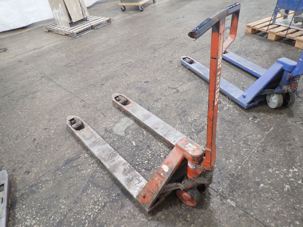 Bt Lifters Pallet Jack