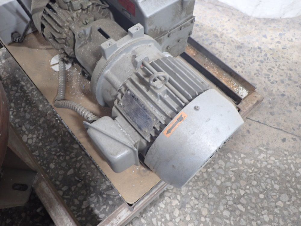 Summit Industrial Equipment Incorporated Vacuum Pump With Tank