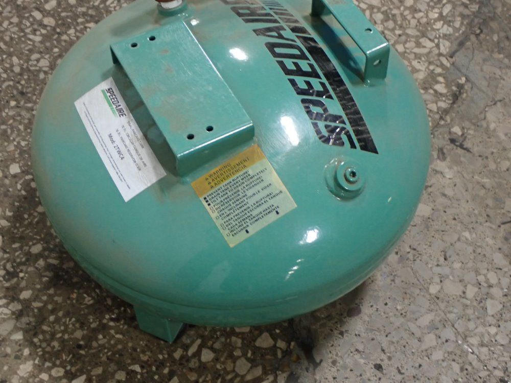 Speed Aire Pancake Tank