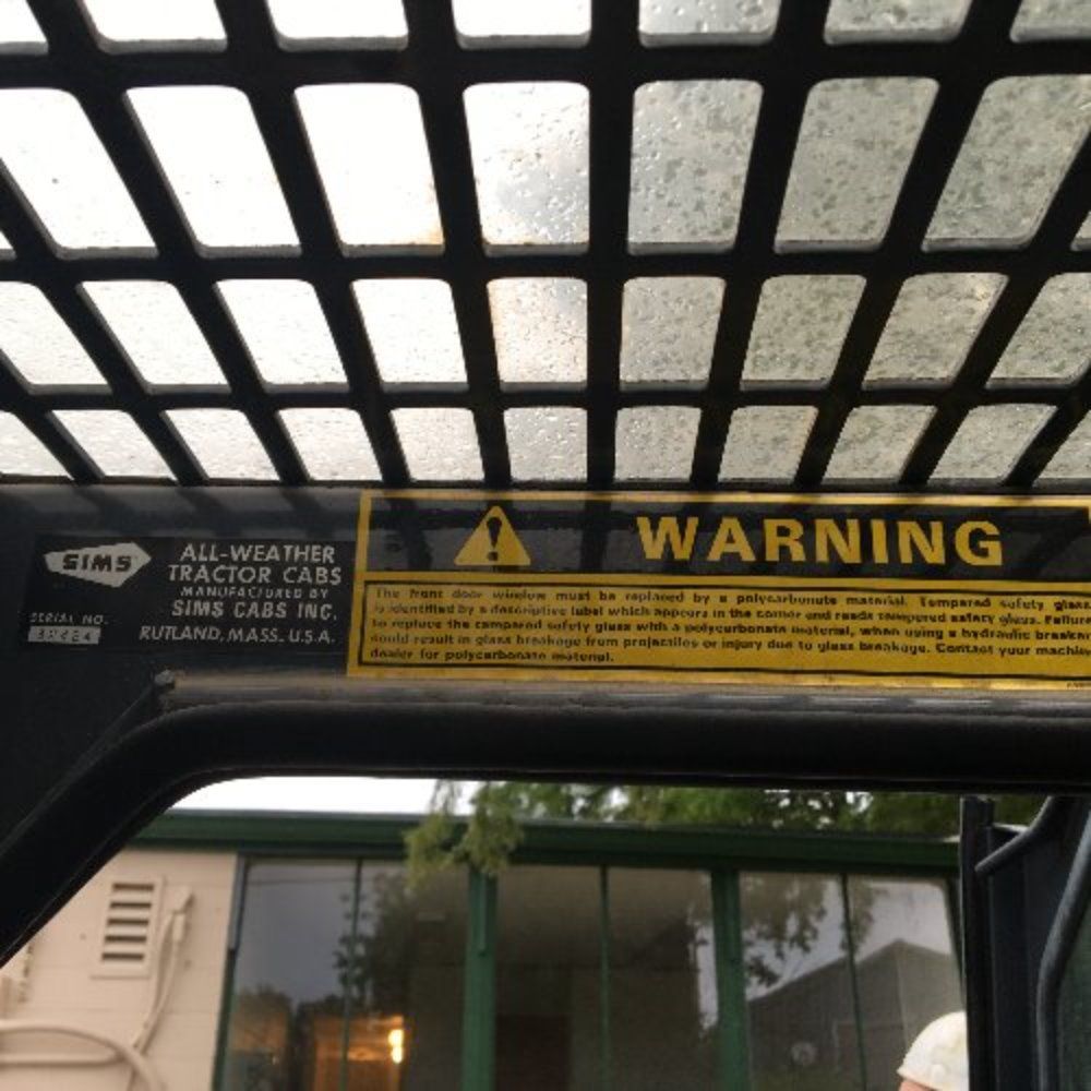 Case Uni-loader Skid Steer - 1838