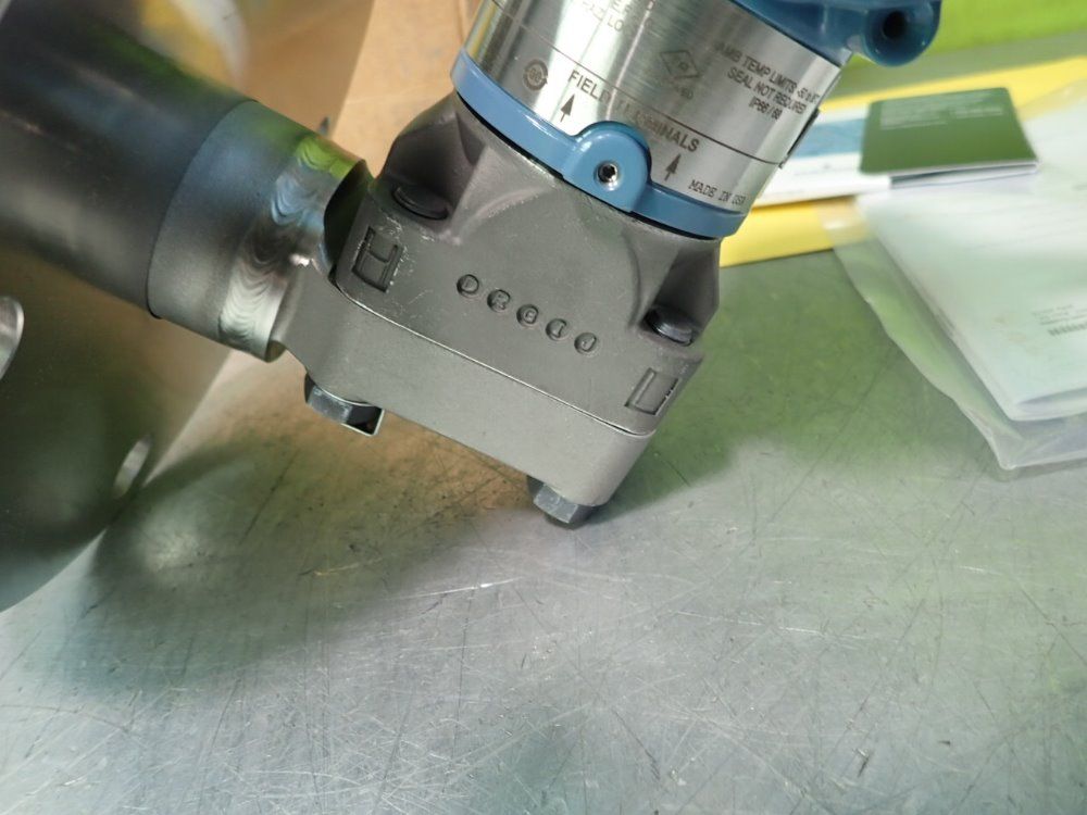 Rosemount 3051l3aa0fh11aam5q4 Liquid Level Transmitter Emerson - 3051l3aa0fh11aam5q4