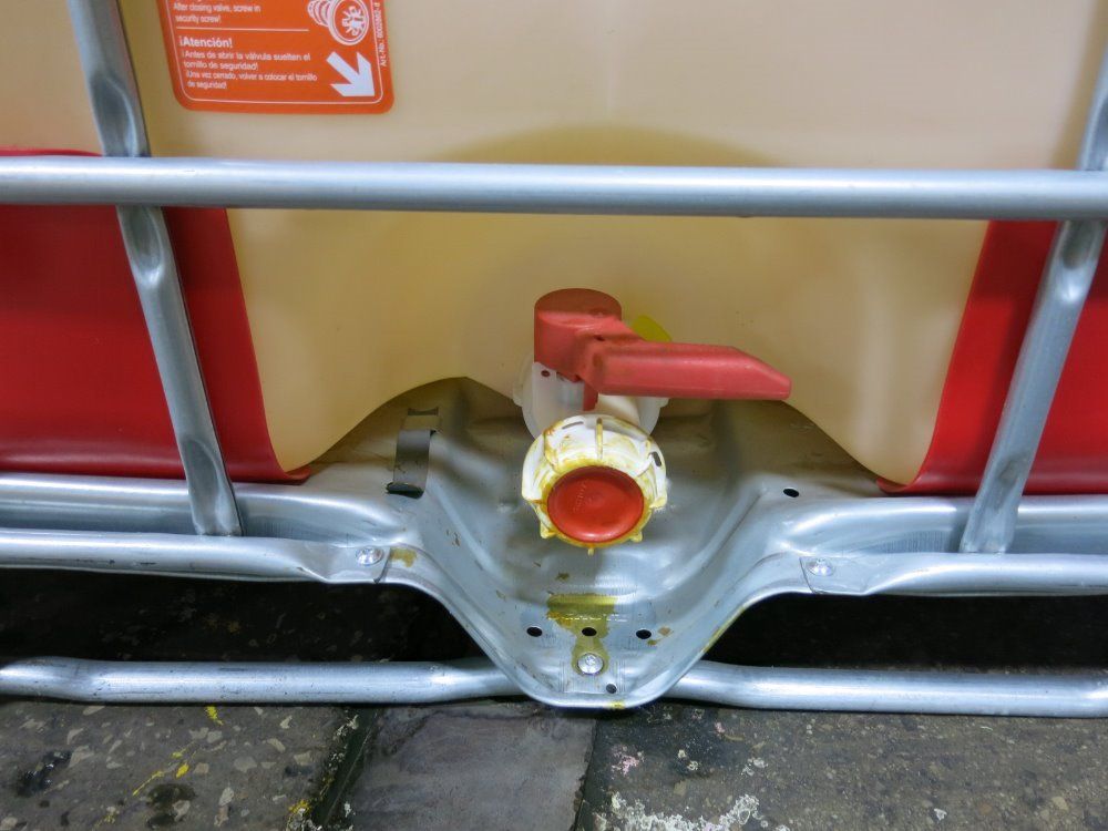 Schutz/mauser 250 Gallons Ibc Tote/caged Plastic Tank