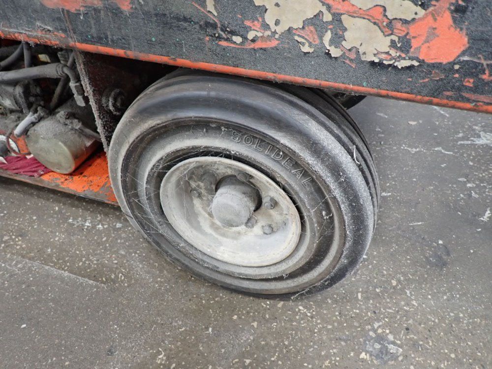 Economy 20' 650# Platform Scissor Lift - Cs-2033-xt