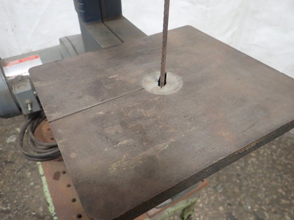Tool Kraft Vertical Band Saw