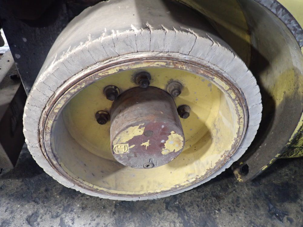 Hoist Liftruck 18000# F180 Propane Forklift - F180