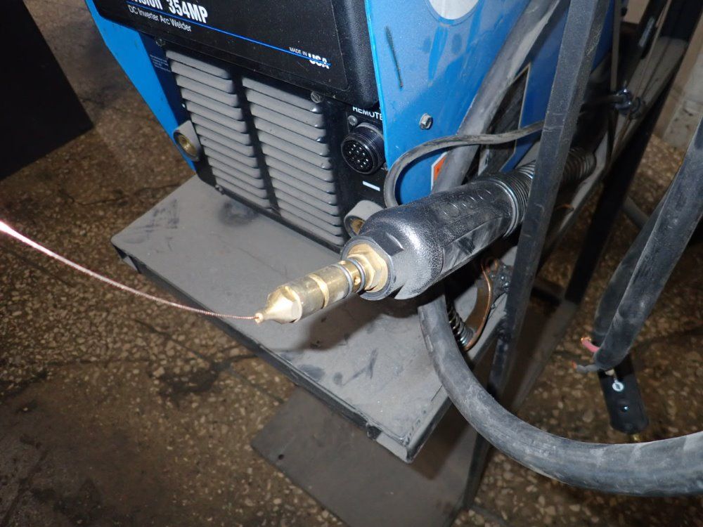 Miller 300a Invision 354 Mp Welder - Invision 354 Mp