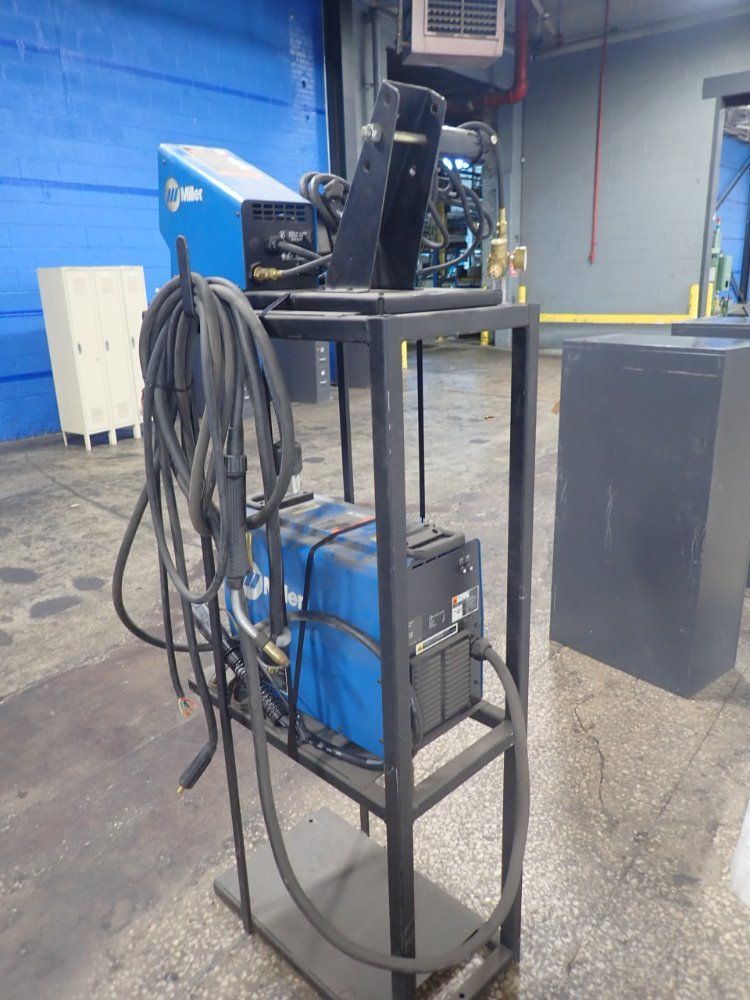 Miller 300a Invision 354 Mp Welder - Invision 354 Mp